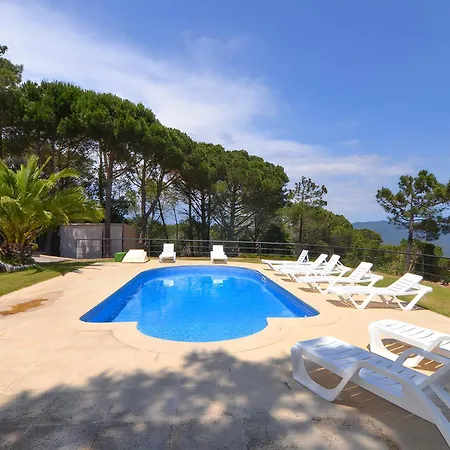 Semesterbostad Roselles